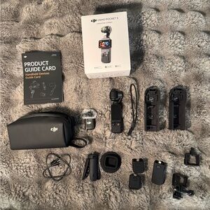 DJI Osmo Pocket 3 Creator Set with Black Accessories